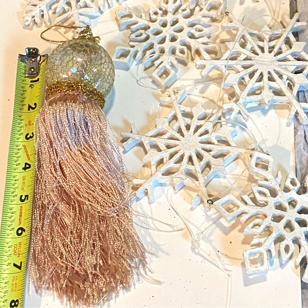 4 PREVIEW CHRISTMAS CRESTED BIRD BEADED MIRROR SEQUIN FEATHER SNOWFLAKE GIFT BOX - Picture 9 of 16